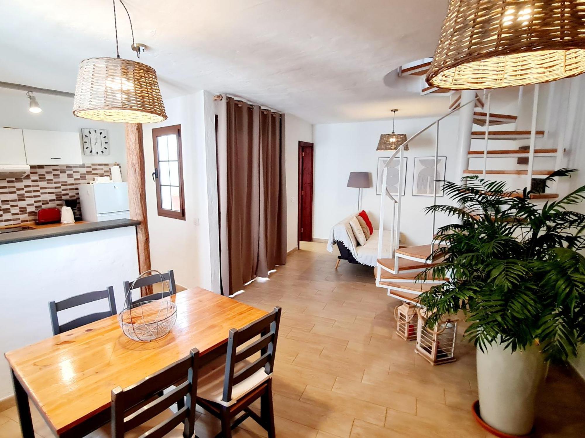 Luana Apartment Тегисе Экстерьер фото
